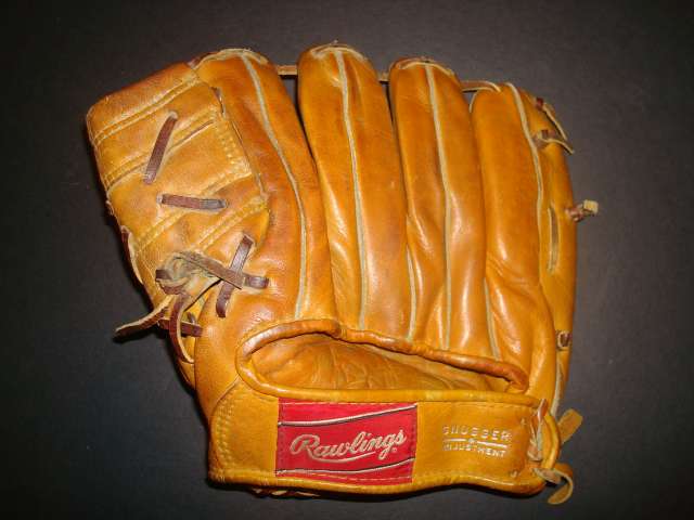 Mickey Mantle Rawlings MM3 Back